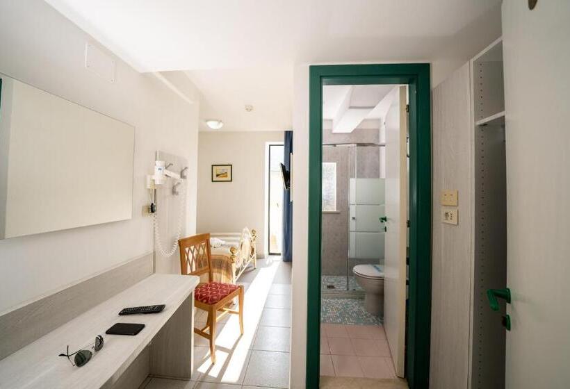 스탠다드 싱글 룸, Florida