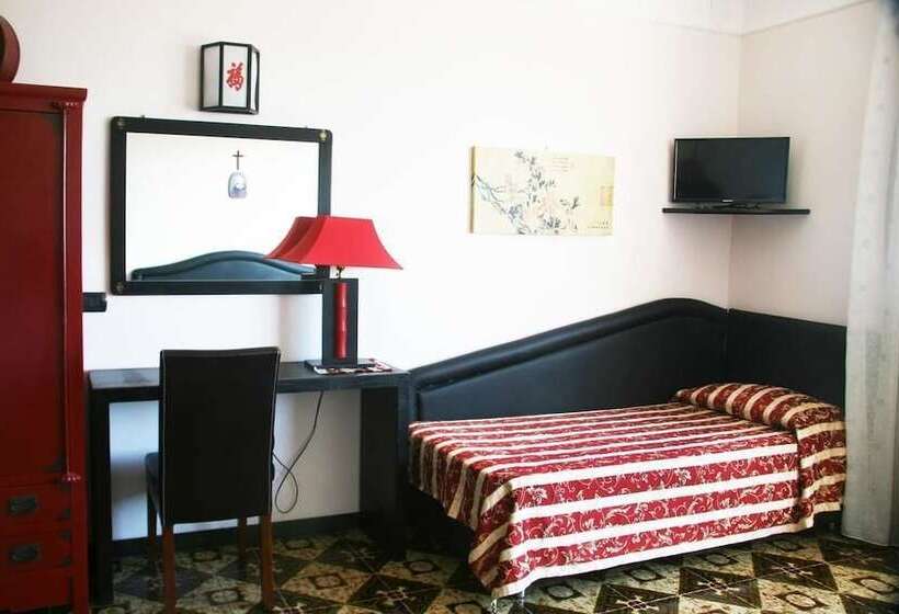 Quarto Estandar Individual, Gaggiano