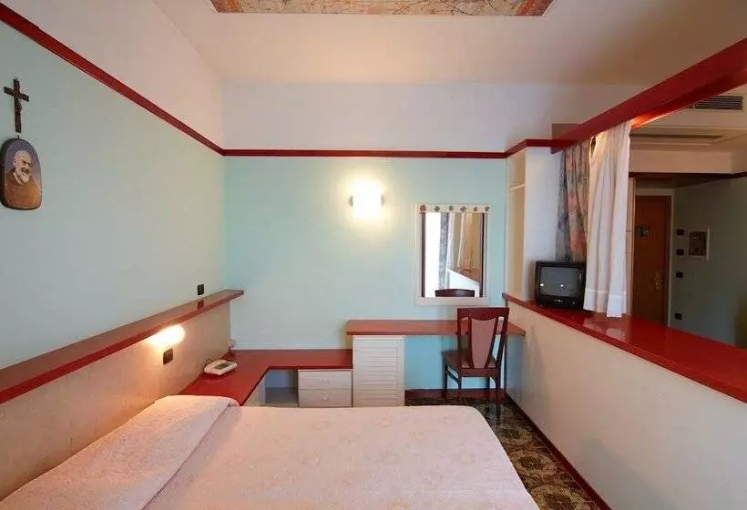 اتاق استاندارد یک نفره, Gaggiano