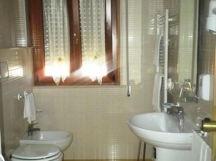 スタンダード４人部屋, Gaggiano