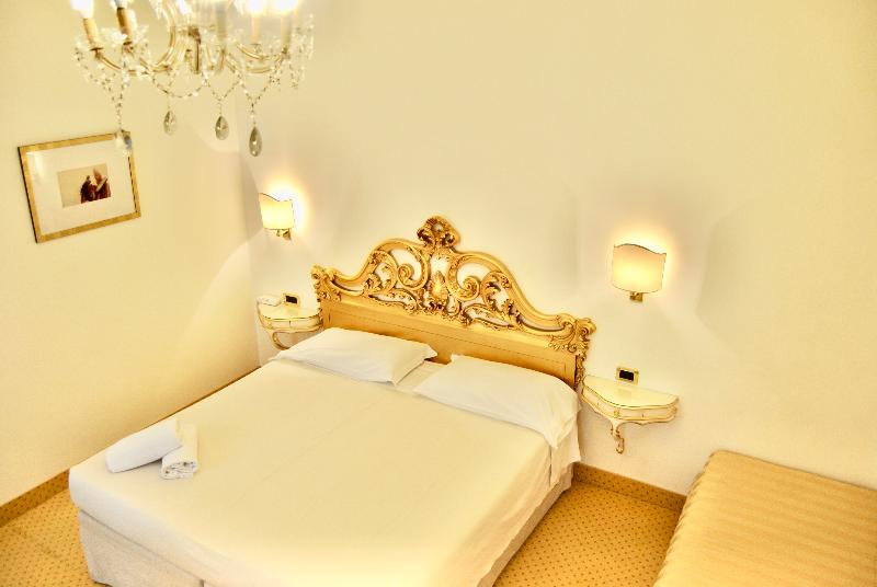 Quarto Triplo Standart, Gardena