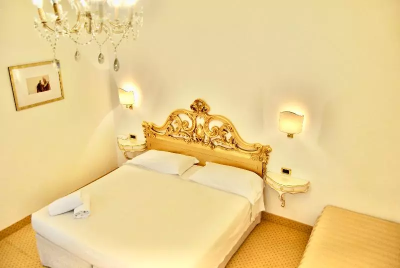 اتاق استاندارد سه نفره, Gardena