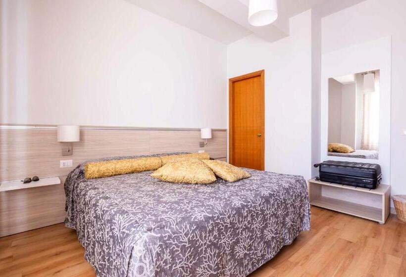 스탠다드 룸, Giancarlo