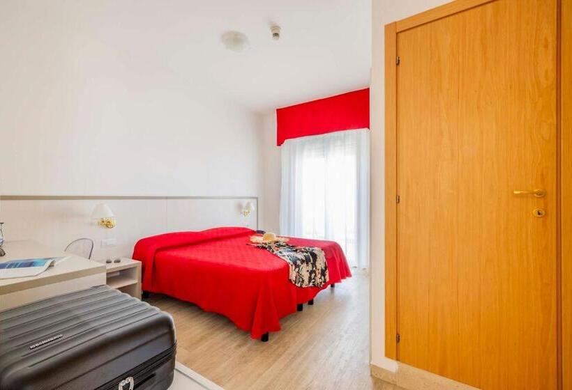 스탠다드 룸, Giancarlo