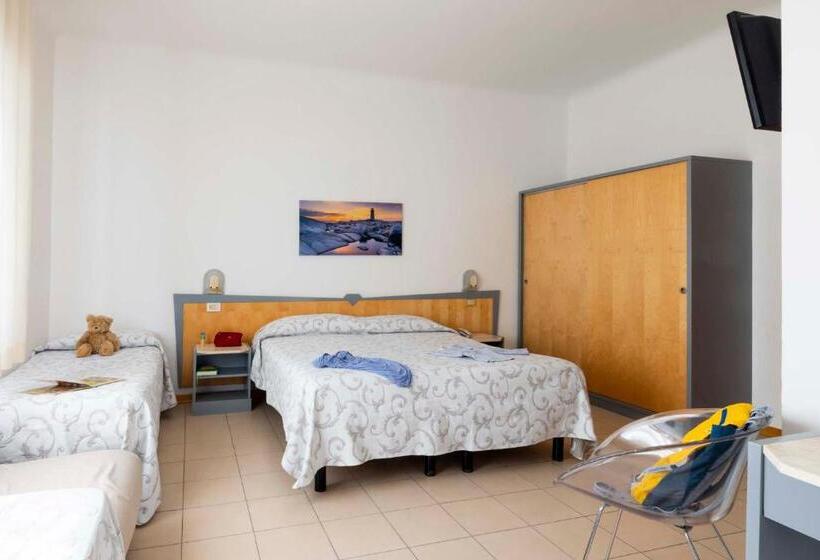 패밀리 룸, Giancarlo