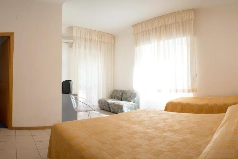 패밀리 룸, Giancarlo