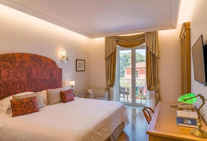 수피리어 룸 바다 전망, Grand Hotel Excelsior Vittoria