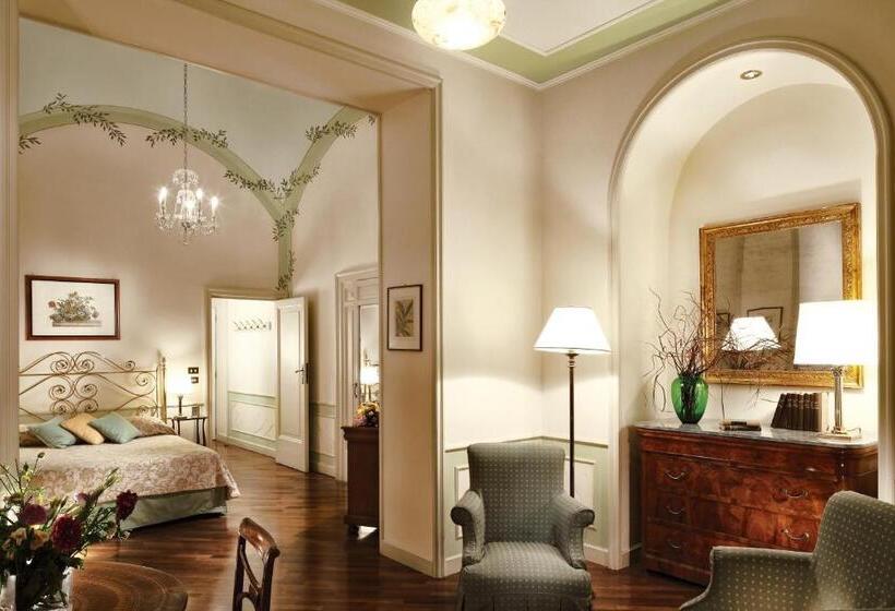 디럭스 주니어 스위트 바다 전망, Grand Hotel Excelsior Vittoria