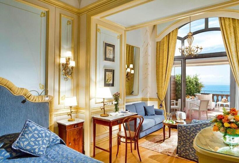 디럭스 주니어 스위트 바다 전망, Grand Hotel Excelsior Vittoria