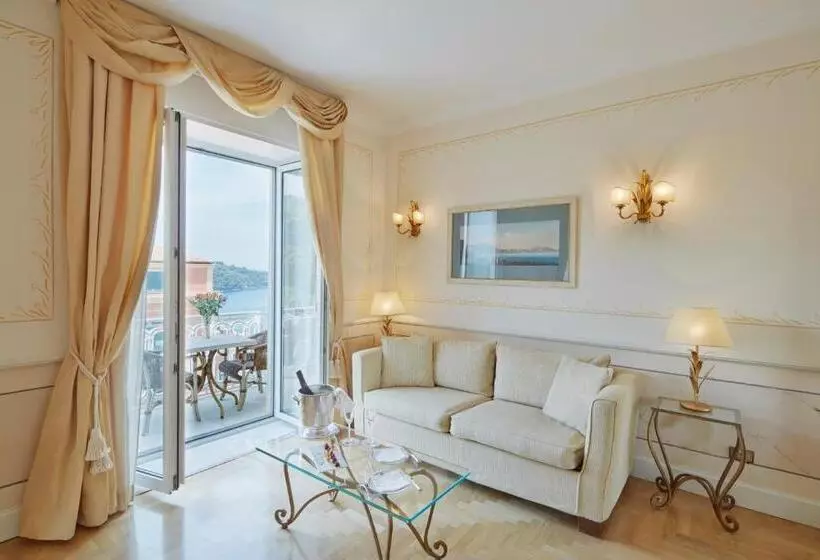 Junior Suite Vista Mare, Grand Hotel Excelsior Vittoria