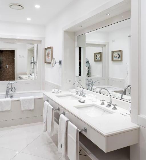 프레스티지 스위트, Grand Hotel Excelsior Vittoria