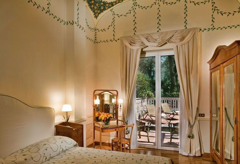 가든 전망 주니어 스위트, Grand Hotel Excelsior Vittoria