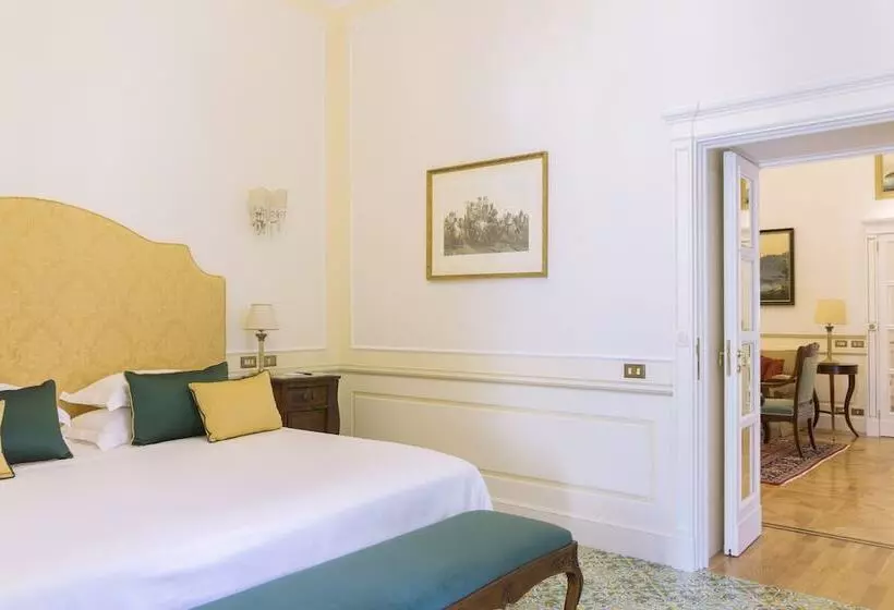 Junior Suite Vista Giardino, Grand Hotel Excelsior Vittoria