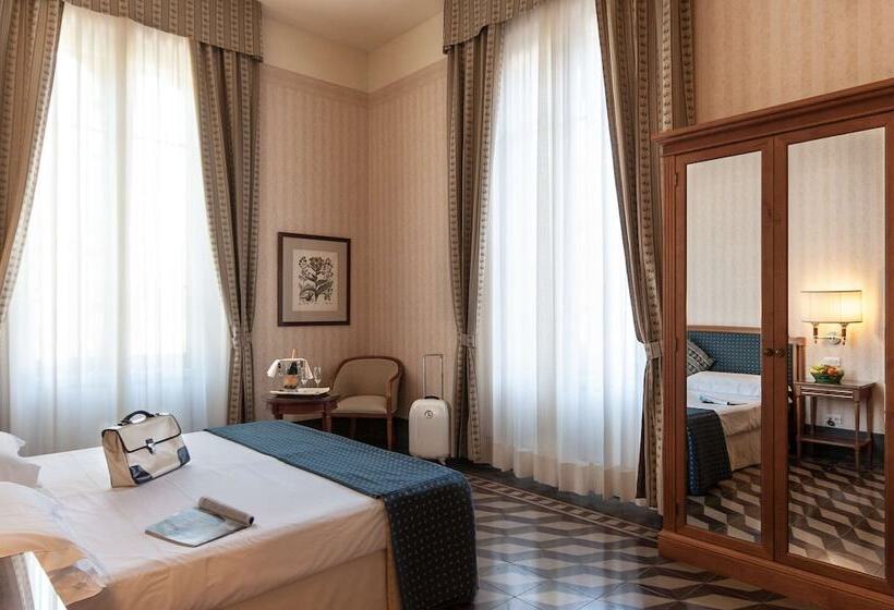 غرفة كلاسيكية, Grand Hotel Royal