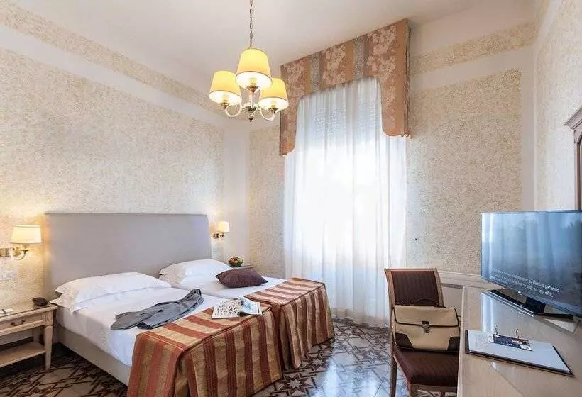 Classic-huone, Grand Hotel Royal