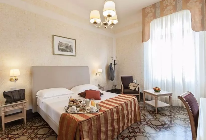 Classic-huone, Grand Hotel Royal
