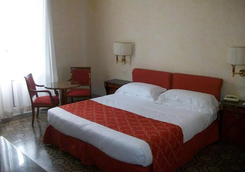 Economy-huone, Grand Hotel Royal