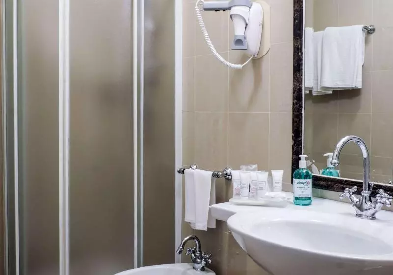 Standard-huone, Grand Hotel Royal