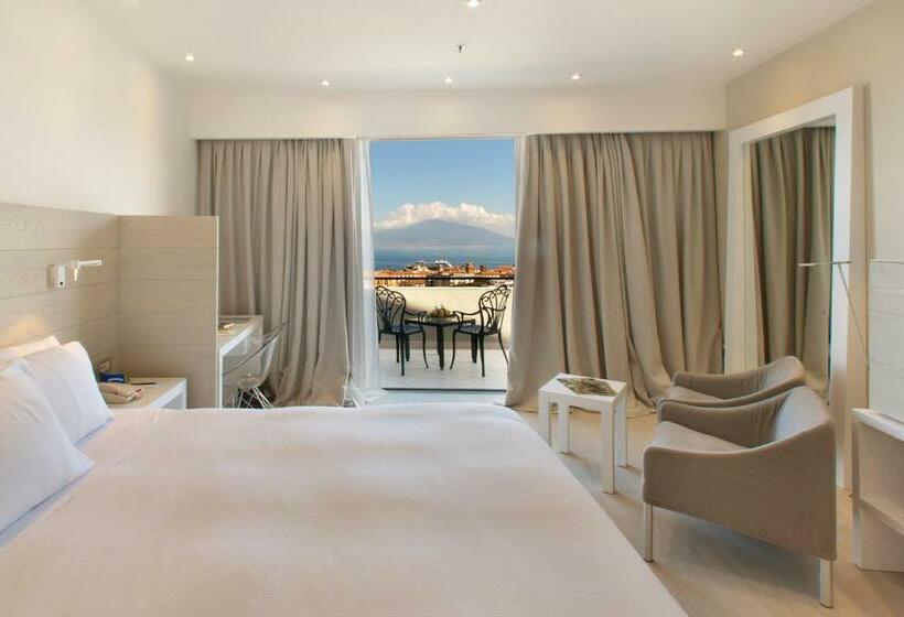 바다전망 이그제큐티브 룸, Hilton Sorrento Palace
