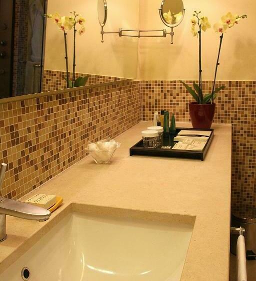 이그제큐티브 스위트 킹침대, Hilton Sorrento Palace