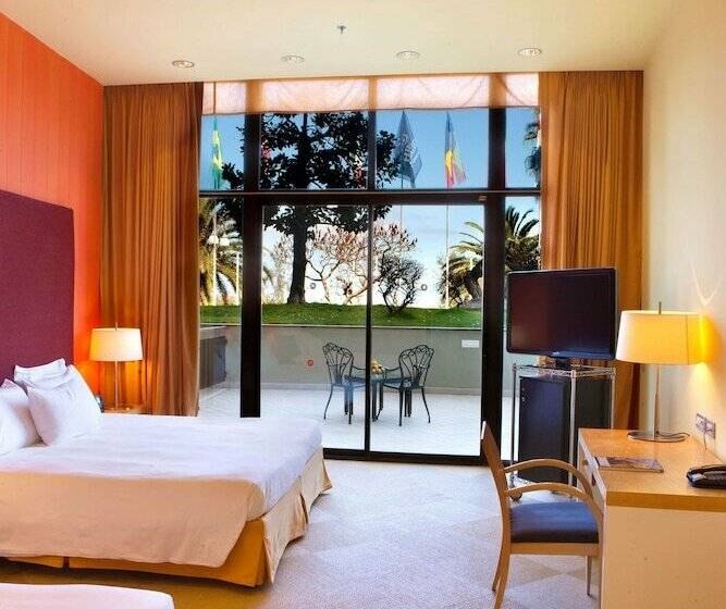 패밀리 룸 가든 전망, Hilton Sorrento Palace