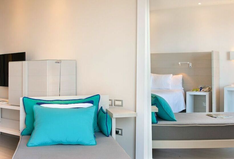 바다 전망 디럭스 3인룸, Hilton Sorrento Palace