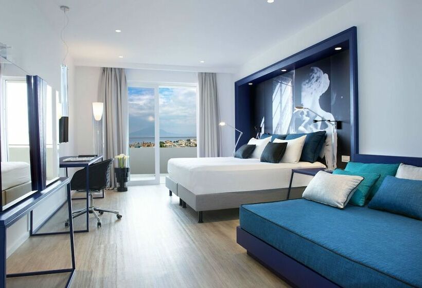 Трехместный Президентский, Hilton Sorrento Palace