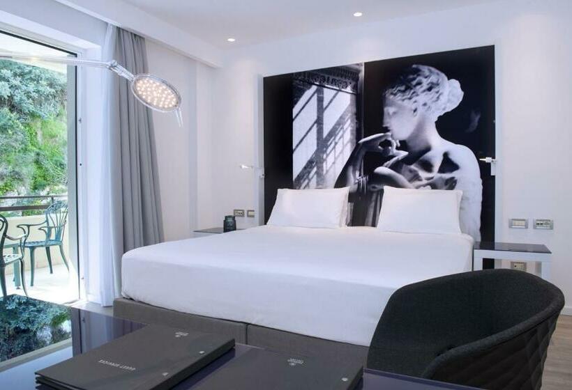 Номер Superior Кровать Кинг, Hilton Sorrento Palace