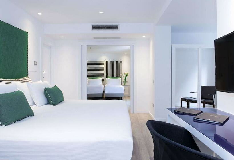 4인용 수피리어 룸, Hilton Sorrento Palace