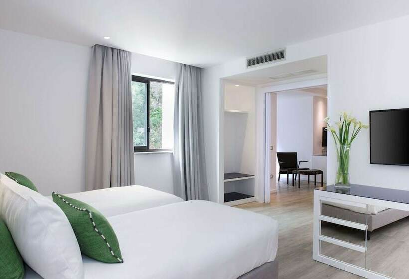 Четырехместный Номер Superior, Hilton Sorrento Palace