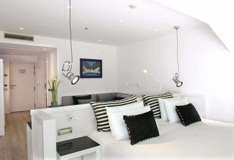 수피리어 트리플 룸, Hilton Sorrento Palace