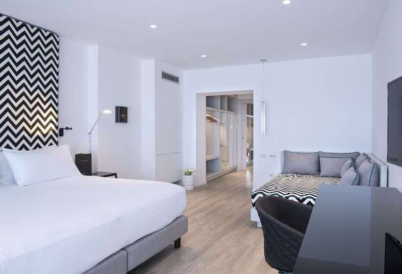 이그제큐티브 4인 룸, Hilton Sorrento Palace