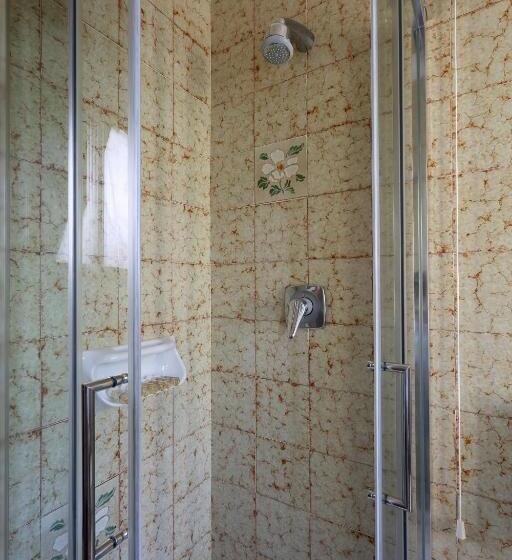 Economy Triple Room, Lido Mediterranee