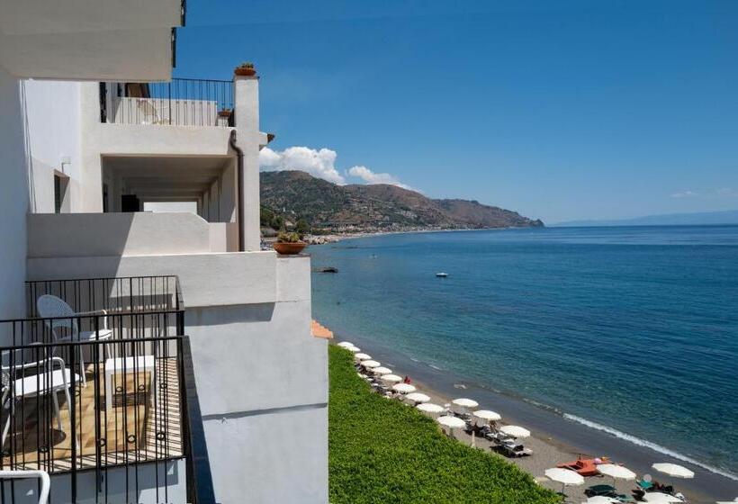 اتاق استاندارد با چشمانداز دریا, Lido Mediterranee