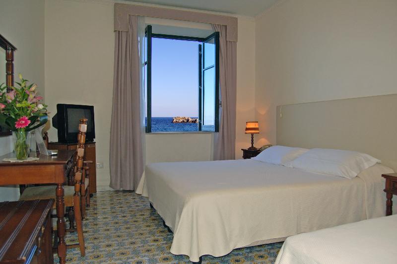 Economy Triple Room, Lido Mediterranee