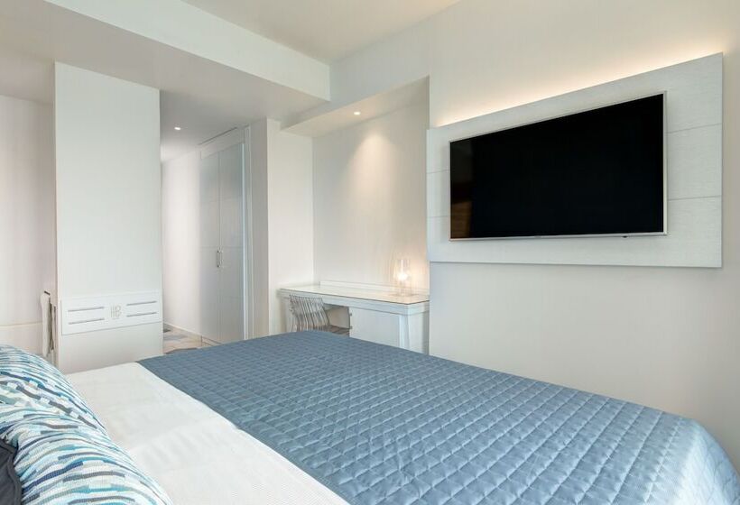 חדר סטנדרט נוף לים, Lloyd S Baia