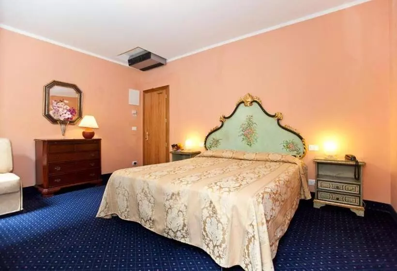 Standard Room, Malibran