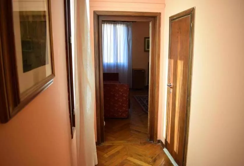 Junior Suite, Malibran