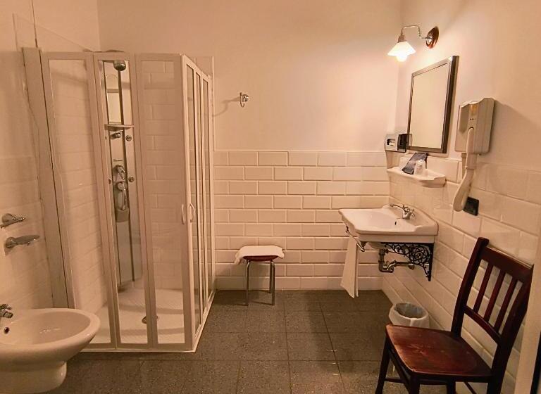 غرفة قياسية, Miramonti