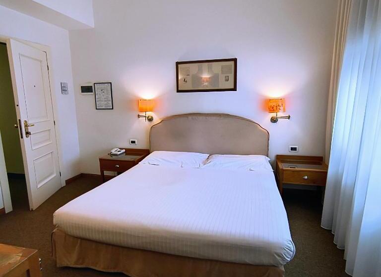 غرفة قياسية, Miramonti