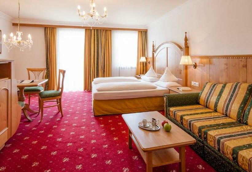 수피리어 룸, Oswald