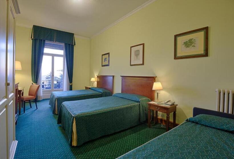 اتاق استاندارد سه نفره, Palace Grand Hotel Varese