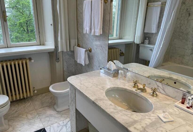 اتاق استاندارد با چشمانداز دریاچه, Palace Grand Hotel Varese