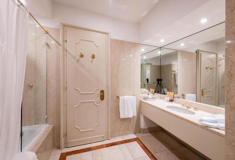 اتاق استاندارد, Palace Grand Hotel Varese