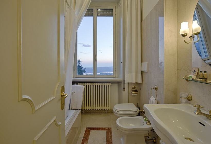 اتاق استاندارد یک نفره, Palace Grand Hotel Varese