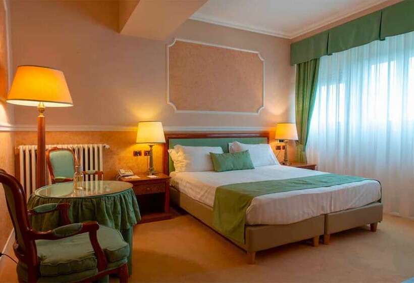 اتاق لوکس, Palace Grand Hotel Varese