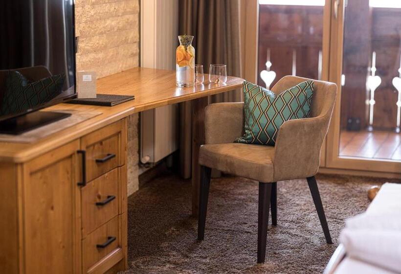 标准间, Patriarch