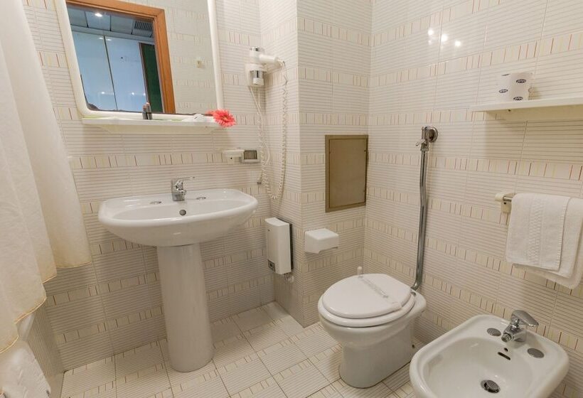 חדר קלאסי לשלושה, Perla Del Golfo Resort