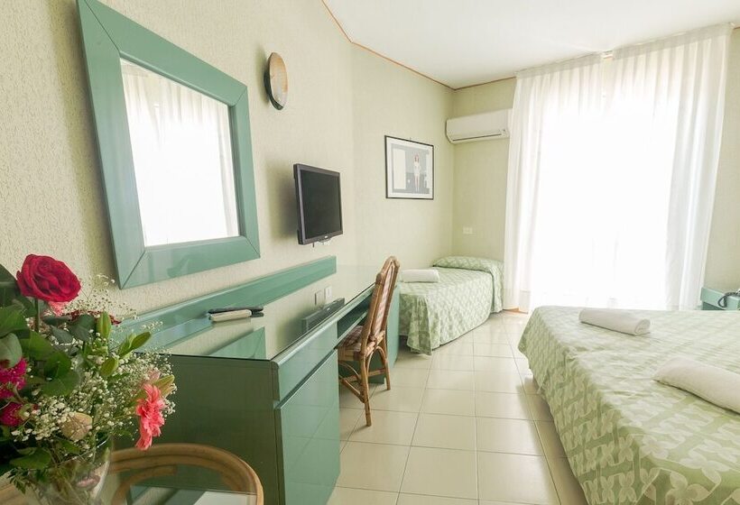 חדר קלאסי לשלושה, Perla Del Golfo Resort