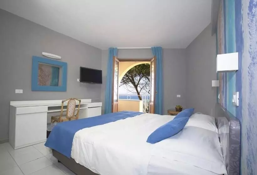 اتاق سوپریور, Perla Del Golfo Resort